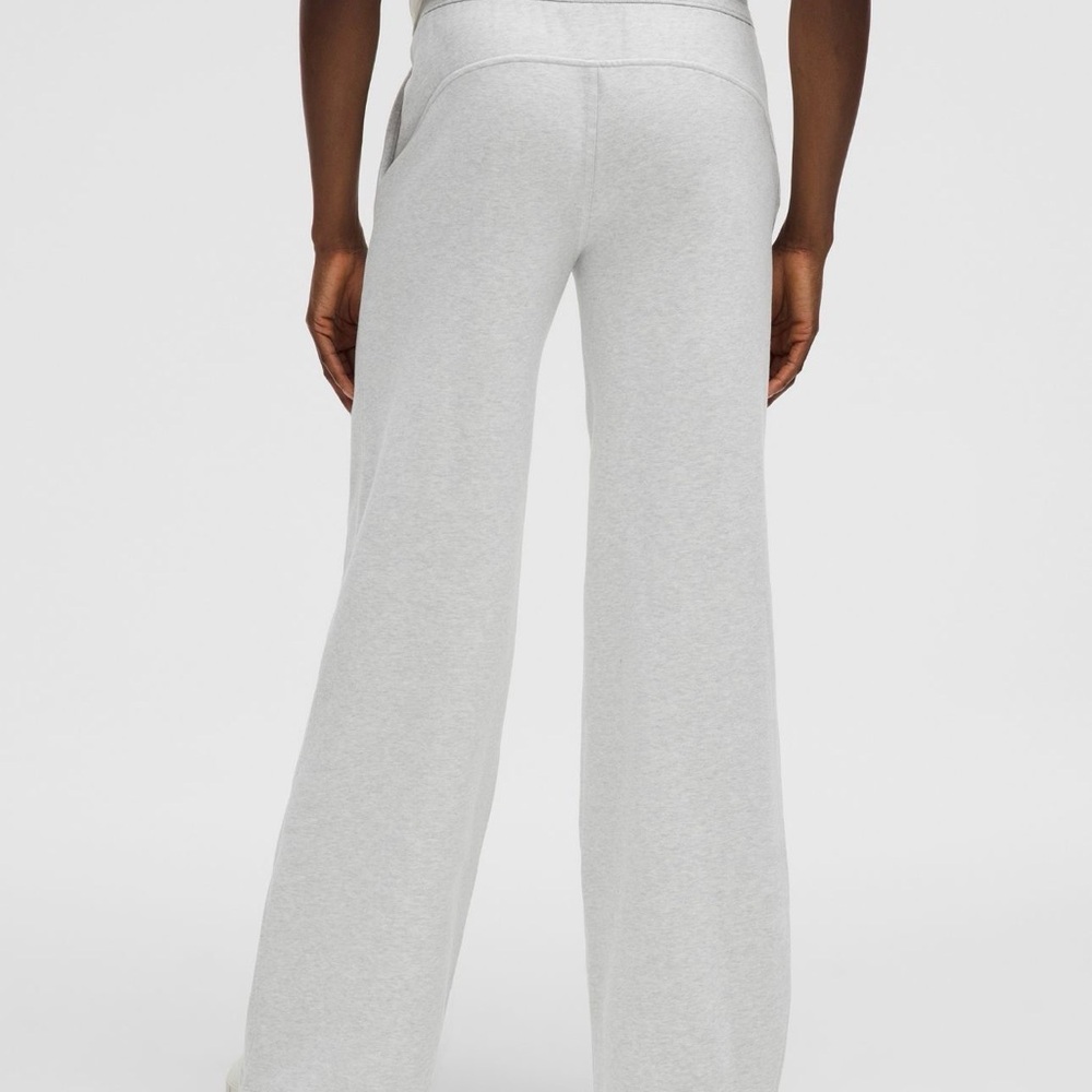 Lululemon Athletica Women's Light Gray Wide Leg Pants